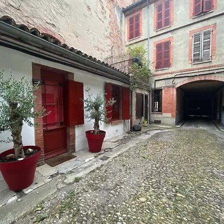 Petite Chartreuse Calme En Plein Coeur De Apartment